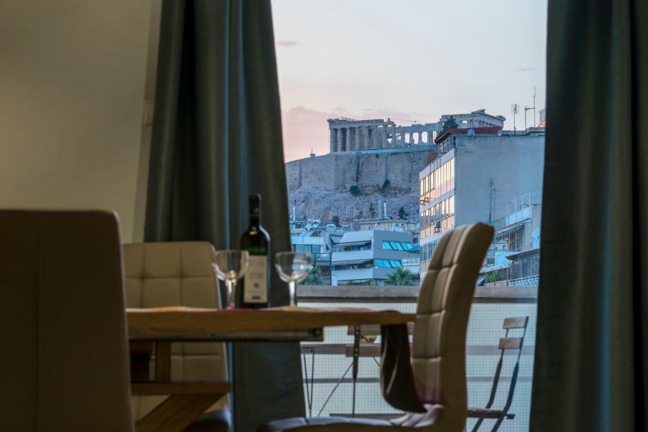 Bright 2 Bedrooms Apt. In The Heart Of Athens W Stunning Views To Acropolis Exterior photo